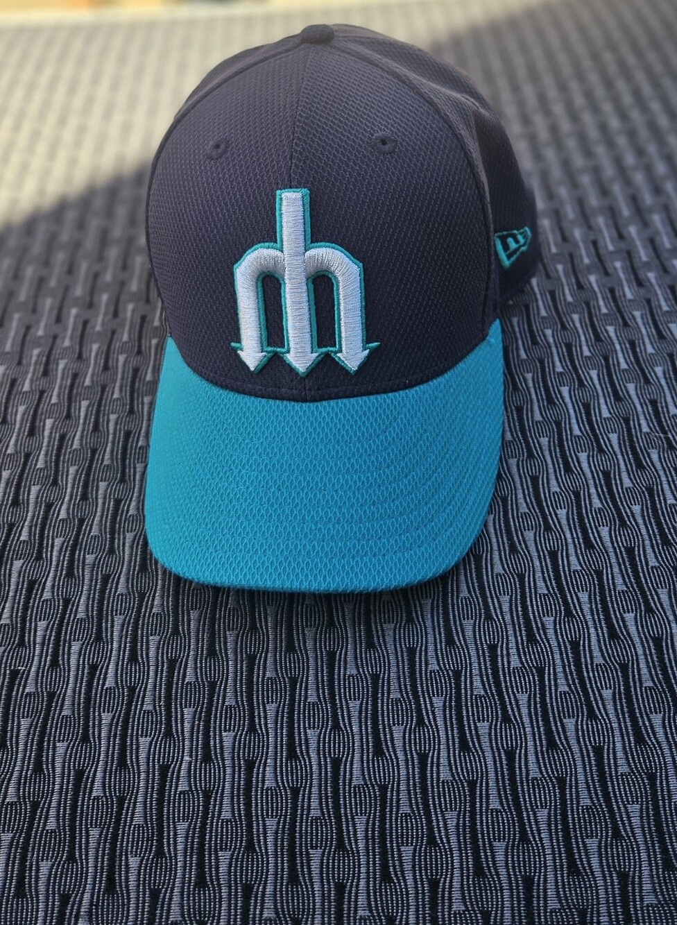 NWT Mariners New Era 59FIFTY Fitted Baseball Hat